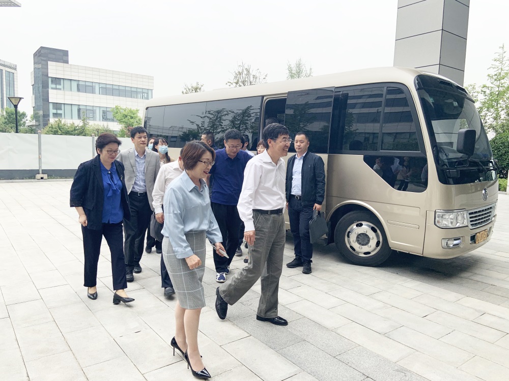 国务院发展研究中心领导莅临钱能钱包科技调研