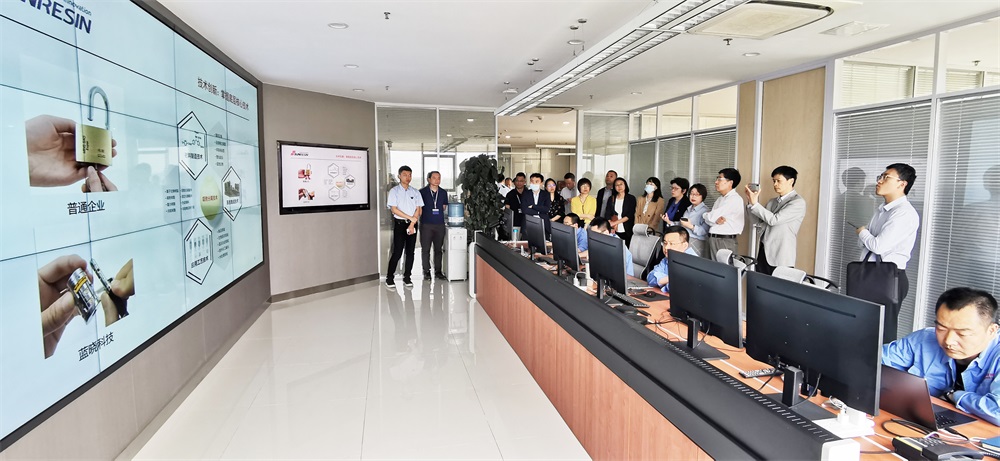 国务院发展研究中心领导莅临钱能钱包科技调研